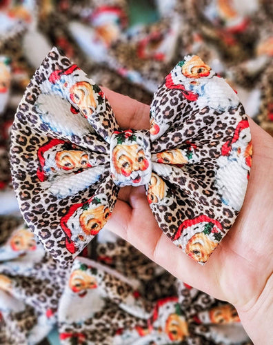 Savannah Bow-Santa Leopard